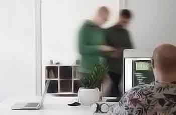 绿色无毒简单易用的轰炸电话信息软件免费版